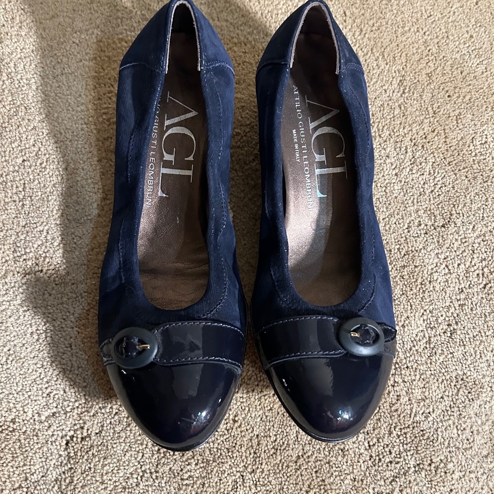 AGL Navy sparkle low heels